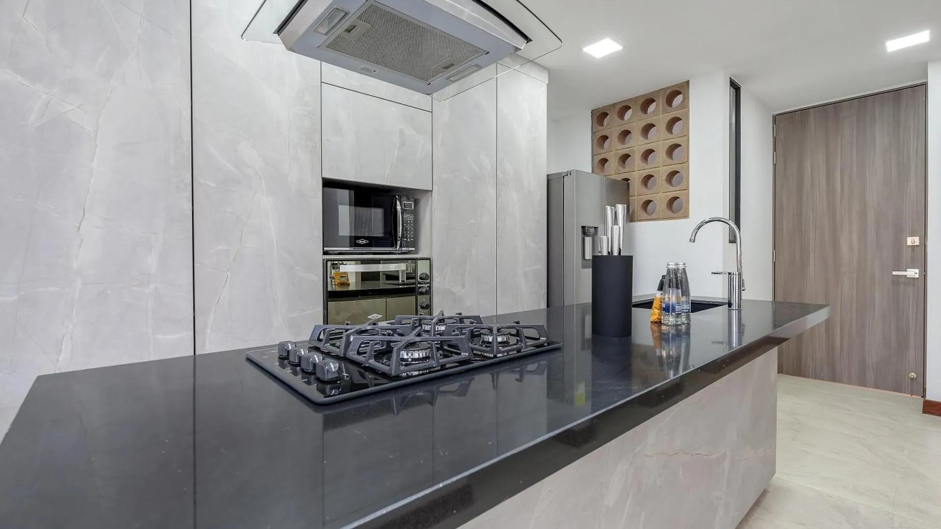 Apartament Medellin- Cerca Al Poblado - 301 Kolumbia